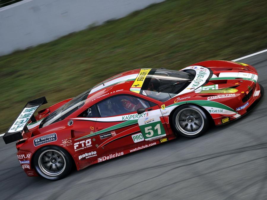  Ferrari 458 Italia GTC 2011 года  (фото 11 из 28)